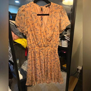 EUC Kohl’s Floral short sleeve dress M